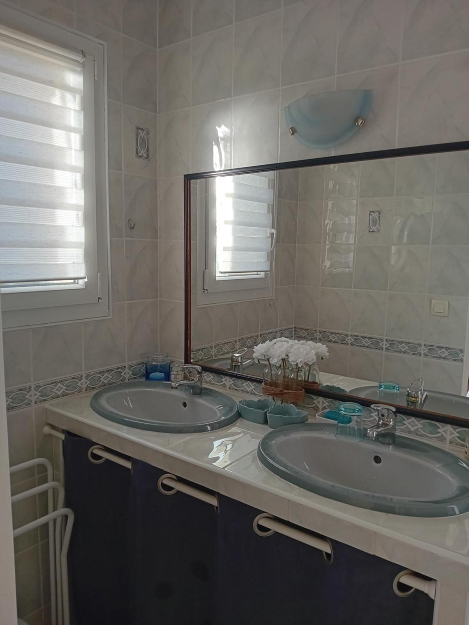 Bed and Breakfast Cocooning Au Saut Du Loup Lavergne  Exterior foto