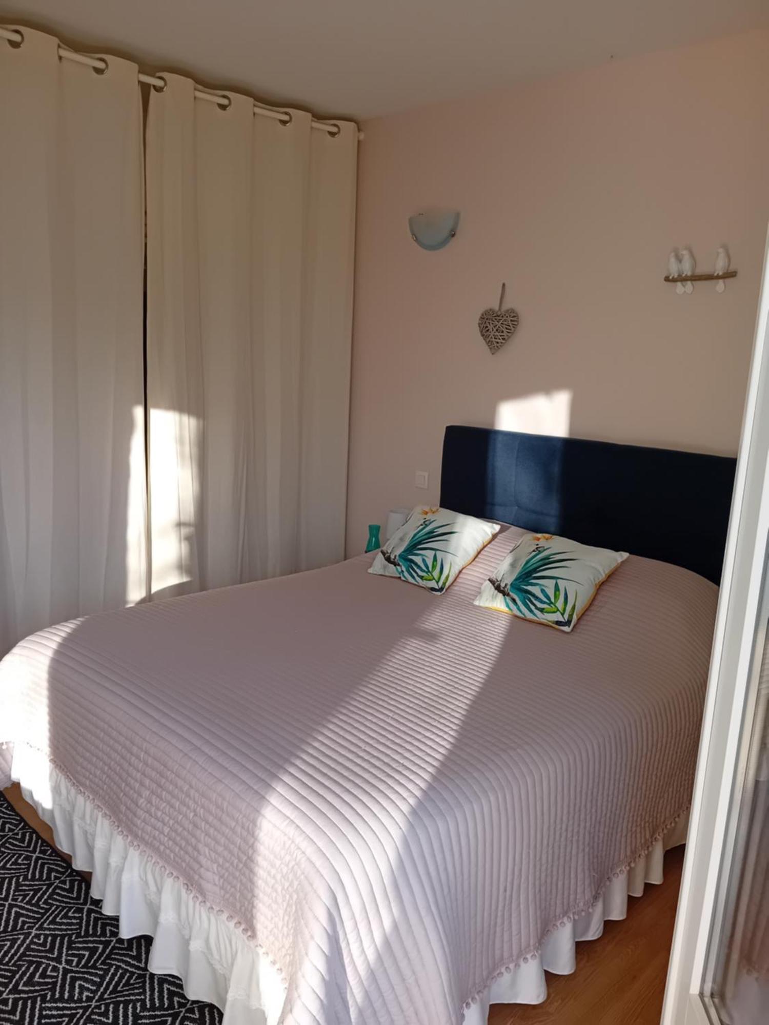 Bed and Breakfast Cocooning Au Saut Du Loup Lavergne  Exterior foto
